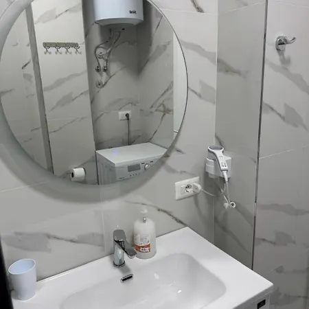 Aura Seaview Beachfront *