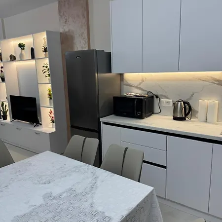 Aura Seaview Beachfront Apartament Durrës